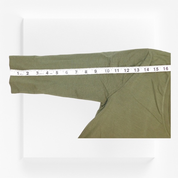 Rendez-Vous Paris Olive Green 3/4 Sleeve V-Neck Tunic Top | Size 3 - Picture 5 of 6